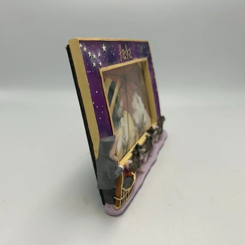 Alaska Northern Lights Stars Purple Dog Sled Husky Musher Picture Photo Frame